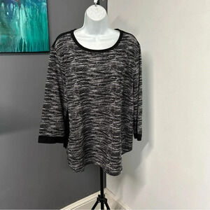 Van Heusen Women’s XL Black White Slinky Pullover‎ Top 3/4 Sleeve Lightweight